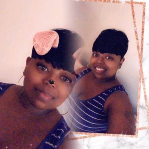 Meet your Posher, Leelee